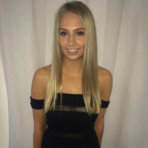 Meet your Posher, Aleigh - Picture 1 of 1